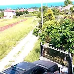 Private Two-floor House In ليبتوكاريا