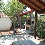 Private Two-floor House In بيت للعطل ليبتوكاريا