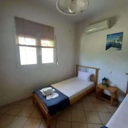 Private Two-floor House In Feriehus Leptokaryá