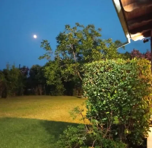 Casa vacanze Private Two-floor House In