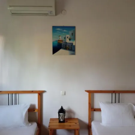 Private Two-floor House In Leptokaryá