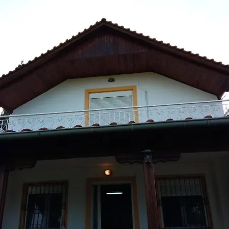 Private Two-floor House In * Leptokaryá