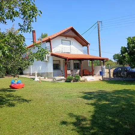 Private Two-floor House In * Leptokaryá