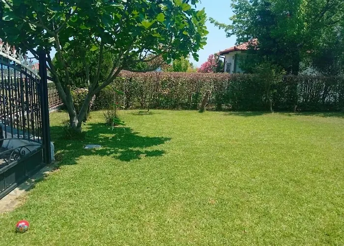 Private Two-floor House In Сasa de vacaciones *